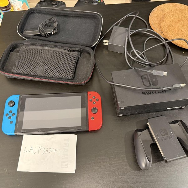 Nintendo Switch - 32 GB, Red & Blue