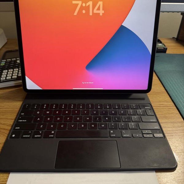 Apple iPad Pro 12.9 inch 4th Gen 2020 - Wi-Fi, 256 GB, Silver, A2229