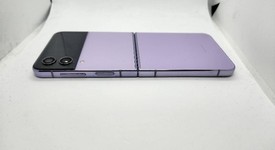 Good
													Samsung Galaxy Z Flip4 5G - Verizon, Purple, 256 GB, 8 GB, SM-F721U, photo 3 of 8