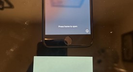 Good
													Apple iPhone SE 2nd Gen 2020 - Unlocked, Black, 64 GB, A2275, photo 1 of 2