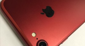 Good
													Apple iPhone 7 - AT&T, Red, 128 GB, A1660, photo 4 of 12