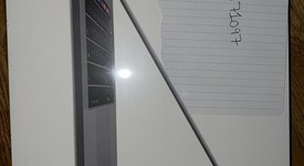 New
													MacBook Pro 2019 - 15" - I9, Gray, 512 GB, 16 GB, photo 2 of 3