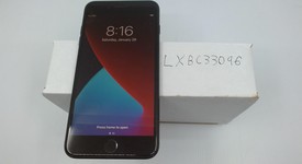 Good
													Apple iPhone 7 Plus - Verizon, Jet Black, 128 GB, A1661, photo 4 of 4