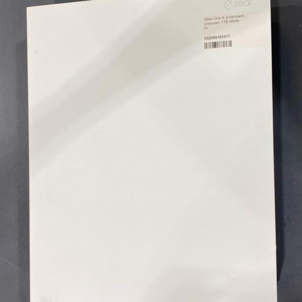 Xbox One X (2017) - White, Standard