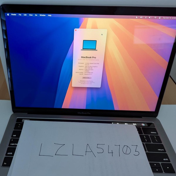 MacBook Pro 2019 - 13 inch - 128 GB, Gray, 8 GB, Intel Core i5