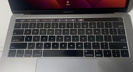 Good
													MacBook Pro 2019 - 13" - I7, Gray, 512 GB, 16 GB, photo 4 of 9
