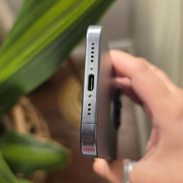 Apple iPhone 15 Pro - Unlocked, 512 GB, Black, A2848