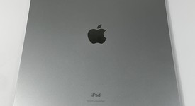 Fair
													Apple iPad Pro 12.9" 5th Gen 2021 - Unlocked, Silver, 256 GB, photo 3 of 7