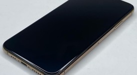 Mint
													Apple iPhone Xs - Unlocked, Gold, 256 GB, A1920, photo 5 of 7