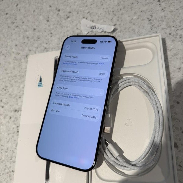 Apple iPhone Air - AT&T, 256 GB, Space Black, A3260