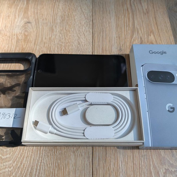 Google Pixel 10 Pro - Unlocked, 128 GB, Moonstone, G4QUR