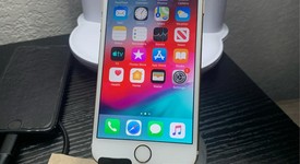 Mint
													Apple iPhone 6 - Unlocked, Gold, 16 GB, A1549, photo 3 of 7