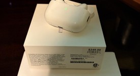 Used
													Apple AirPods Pro 2 - USB-C, photo 2 of 3