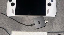 Good
													Asus ROG Ally 7" - Z1, White, 512 GB, 16 GB, Ryzen Z1, photo 4 of 4