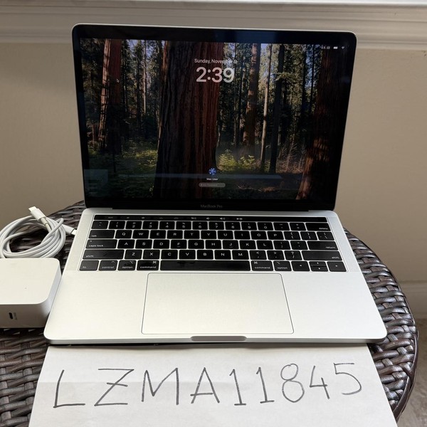 MacBook Pro 2018 (With Touch Bar) - 13 inch - 256 GB, Gray, 16 GB, Intel Core i5
