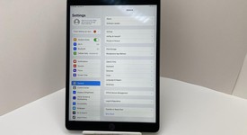 Good
													Apple iPad Air 3rd Gen - Unlocked, Gray, 64 GB, photo 3 of 6