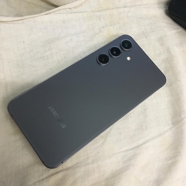 Samsung Galaxy S24 - AT&T, 128 GB, Black, 8 GB, SM-S921U