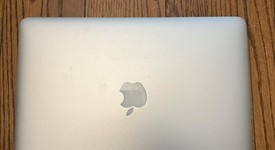 Good
													MacBook Air 2017 - 13" - I5, Silver, 128 GB, 4 GB, photo 5 of 10