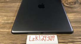 Good
													Apple iPad 9th Gen - Wi-Fi, Gray, 64 GB, A2602, photo 4 of 7