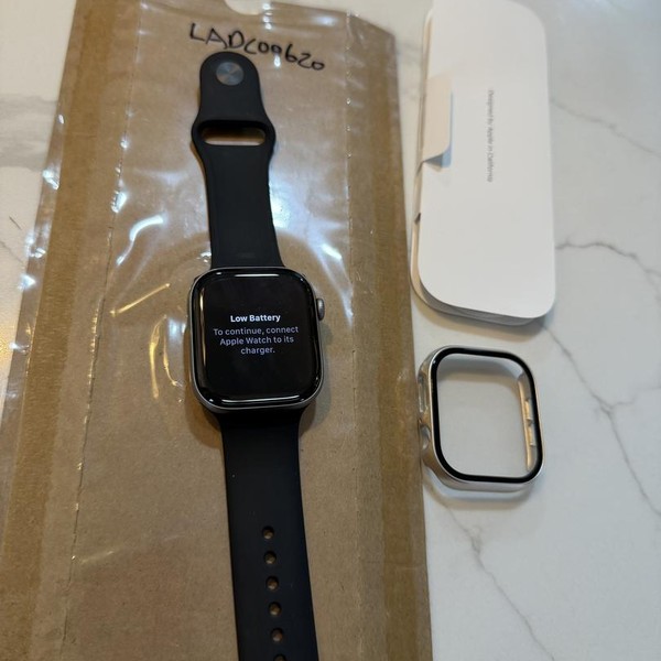 Apple Watch Series 11 46mm - Space Gray, A3333 - GPS, Aluminum