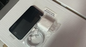 Mint
													Apple iPhone SE 3rd Gen 2022 - Unlocked, Midnight, 64 GB, A2595, photo 4 of 10