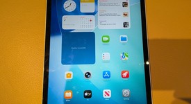 Mint
													Apple iPad Pro 11" 2nd Gen 2020 - Wi-Fi, Gray, 128 GB, A2228, photo 1 of 9