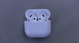 Used
													Apple AirPods 4th Gen - Active Noise Cancellation, photo 4 of 4