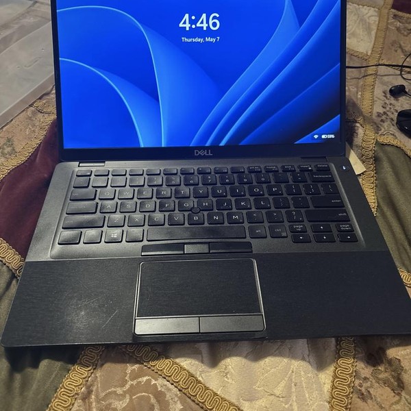 Dell Latitude 5400 - 1 TB, Black, 32 GB, Intel Core i5