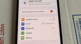 Mint
													Apple iPhone 13 - Unlocked, Midnight, 128 GB, A2482, photo 4 of 13