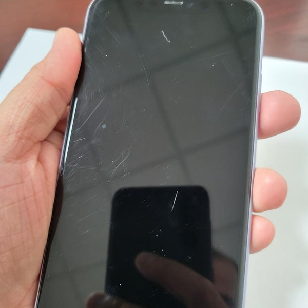 Apple iPhone 11 - Unlocked, 256 GB, Purple, A2111