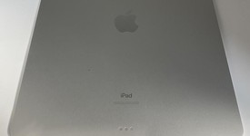 Good
													Apple iPad Pro 12.9" 3rd Gen 2018 - Wi-Fi, Silver, 256 GB, A1876, photo 4 of 5