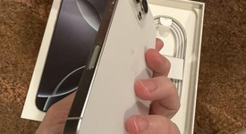 Good
													Apple iPhone 16 Pro Max - Unlocked, White, 1 TB, A3084, photo 3 of 6