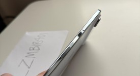 Good
													Apple iPhone Air - Unlocked, Sky Blue, 256 GB, A3260, photo 5 of 8