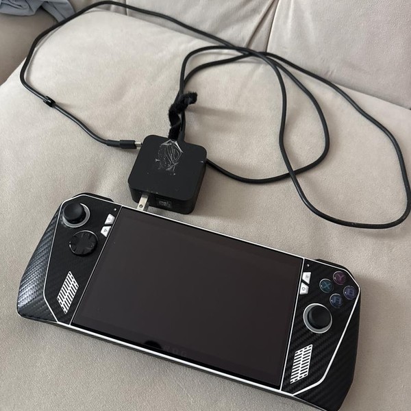 Asus ROG Ally 7 inch - 512 GB, White, 16 GB, AMD Ryzen Z1 Extreme, Ryzen Z1 Extreme