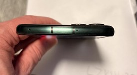 Mint
													Motorola Razr Ultra (2025) - Unlocked, PANTONE Scarab, 1 TB, 16 GB, photo 3 of 6