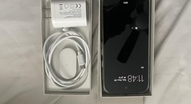 Good
													Google Pixel 9 Pro - Unlocked, Porcelain, 256 GB, 16 GB, GR83Y, photo 4 of 9