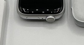 Mint
													Apple Watch Series 9 41mm - Silver, A2978 - GPS, Aluminum, photo 3 of 5