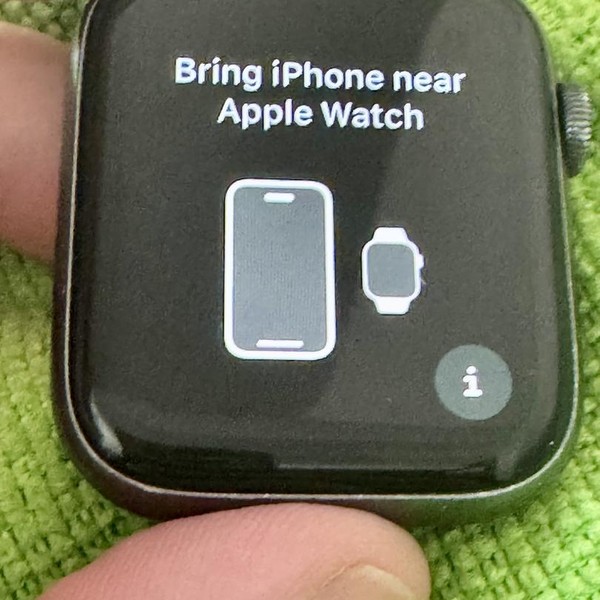 Apple Watch Series 4 44mm - Gray, A1978 - GPS, Aluminum