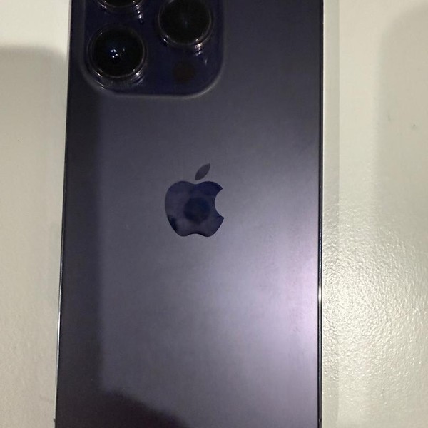 Apple iPhone 14 Pro - Unlocked, 256 GB, Purple, A2650