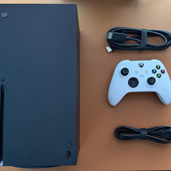 Xbox Series X (2020) - 1 TB, Black, standard