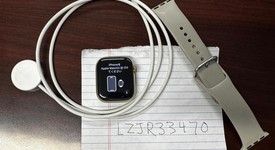 Good
													Apple Watch Series 7 41mm - Unlocked, Gold, A2475 - Cellular, Stainless, photo 1 of 4