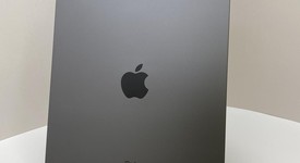 Good
													Apple iPad Pro 11" 2nd Gen 2020 - Unlocked, Gray, 512 GB, A2068, photo 3 of 6