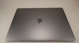 Good
													MacBook Pro 2016 (With Touch Bar) - 15" - Gray, 1 TB, 16 GB, photo 4 of 15