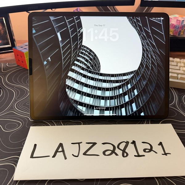 Apple iPad Pro 12.9 inch 5th Gen 2021 - Wi-Fi, 256 GB, Gray
