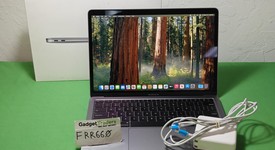 Good
													MacBook Air 2020 - 13" - Apple M1, Silver, 256 GB, 8 GB, photo 1 of 13