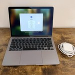 Good MacBook Air 2020 - 13 inch - 256 GB, Gray, 8 GB, Apple M1