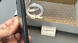 Mint
													Apple iPhone SE 3rd Gen 2022 - Unlocked, Midnight, 64 GB, A2595, photo 3 of 6
