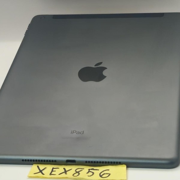 Apple iPad (7th Gen) - Unlocked, 32 GB, Gray, A2200