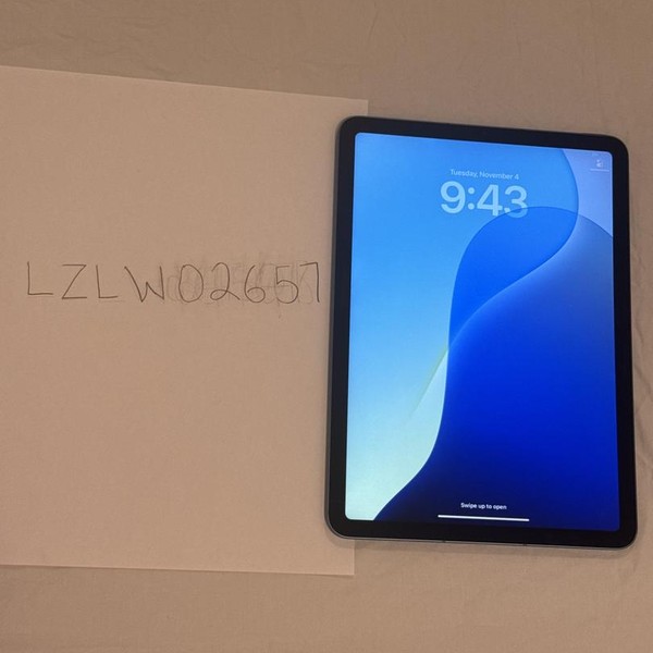 Apple iPad Air 5th Gen - Unlocked, 64 GB, Blue, A2589