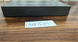 New
													Samsung Galaxy S25 FE - Unlocked, Black, 256 GB, SM-S731U1, photo 3 of 3